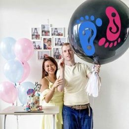 Gender reveal balloon