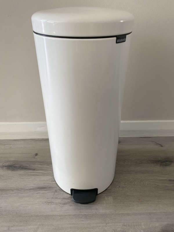 White Brabantia 30L Bin