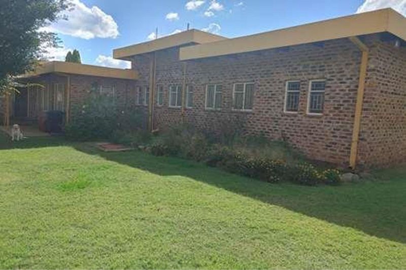 For Rent: Charming Farm Property with Rental and Farming Opportunities