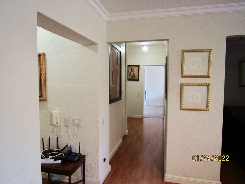 Immaculate Fully Furnished and Equipped 2 Bed 2 Bath in Sandton Central
