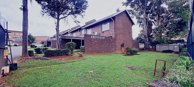 2 Bedroom Apartment For Sale in Pietermaritzburg Central