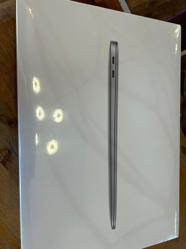 Sealed Apple MacBook air 256 gig space grey