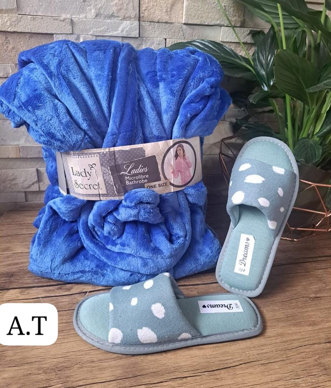 Gift Mommy dearest this Mother’s Day with a Bathrobe and Slippers Combo Set