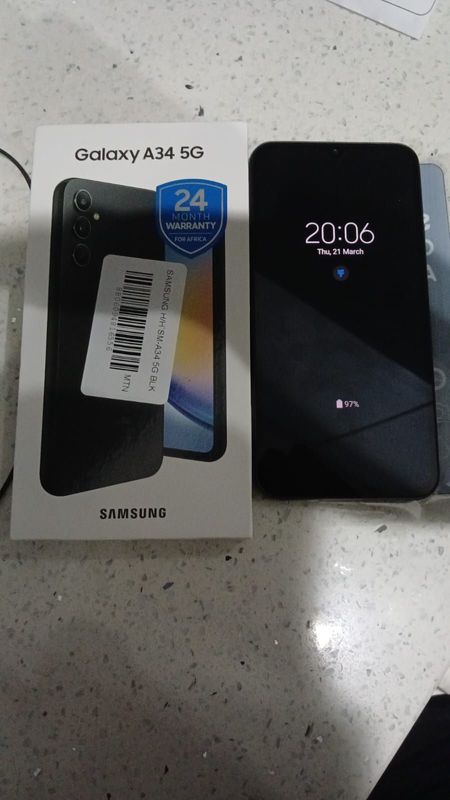 Samsung Galaxy A34 5g (2 weeks old)