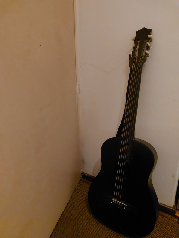 Second hand guitar