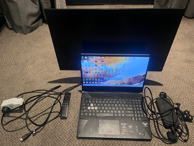 Asus Laptop and M5 Smart Monitor