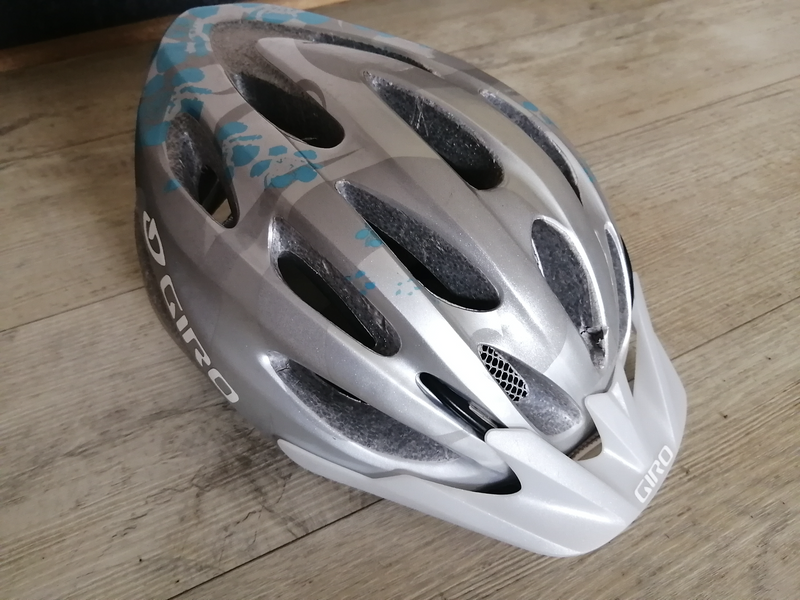Giro Cycling helmet (Great condition) R200