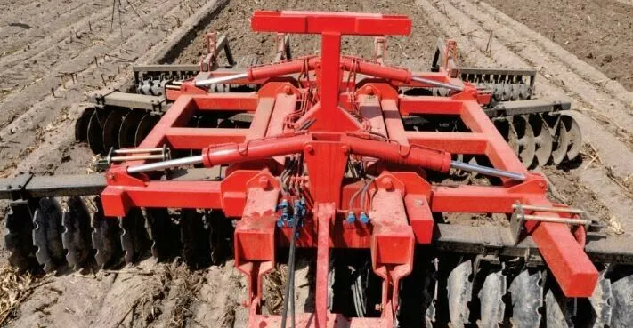 HIDROLIESE SKOTTELPLOEG / HYDRAULIC DISC PLOUGH