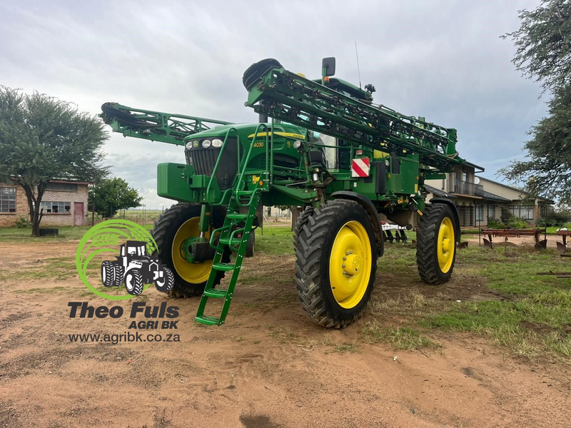 2022 John Deere M4030