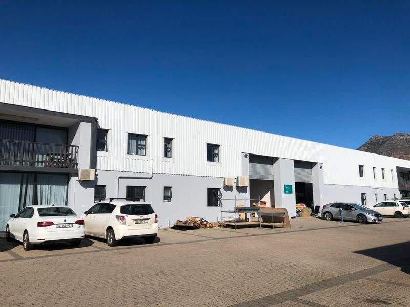 Dynamic Business and Industrial Hub in Capricorn Park: Your Prime Business Destination