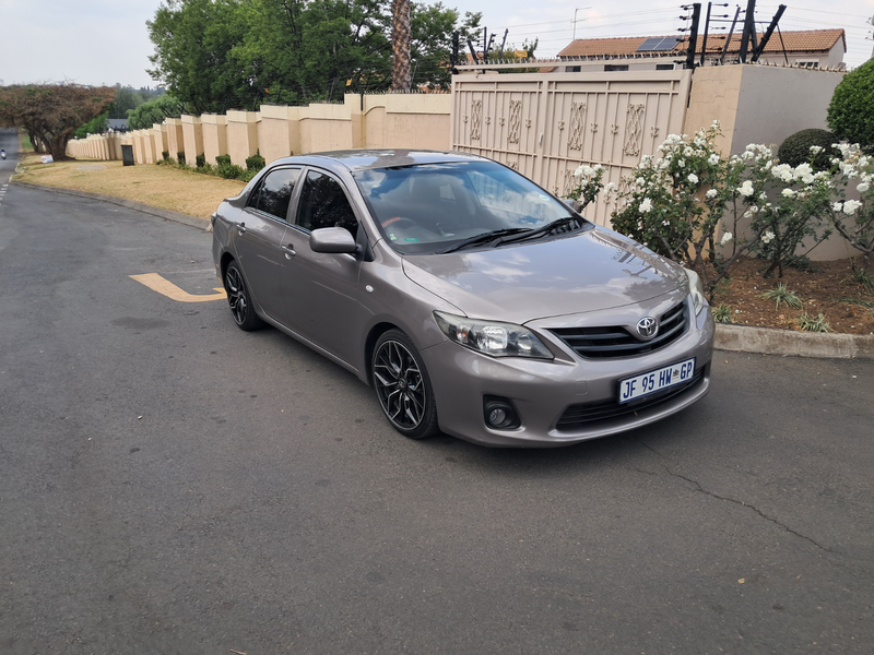 2017 Toyota Corolla Quest Sedan