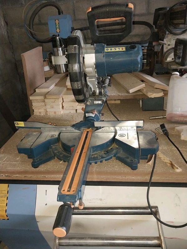 Table saw , radial arm saw, compound sliding mitre saw