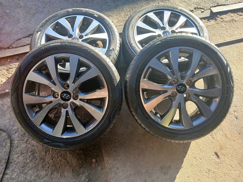 Hyundai Accent Rim And Tyres 16 Inch