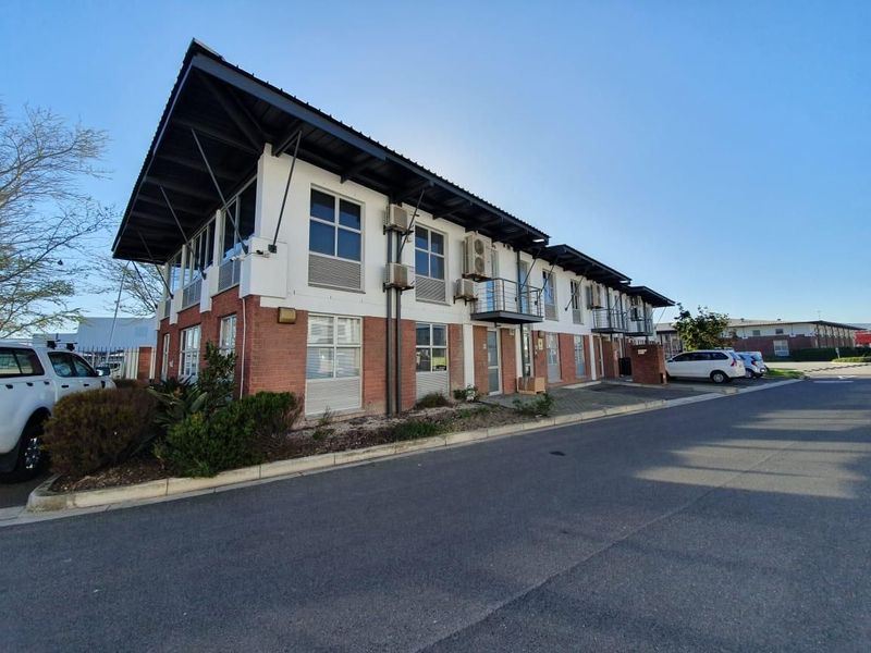 SPEARHEAD BUSINESS PARK | MONTAGUE GARDENS | GROUND FLOOR OFFICE AVAILABLE TO RENT