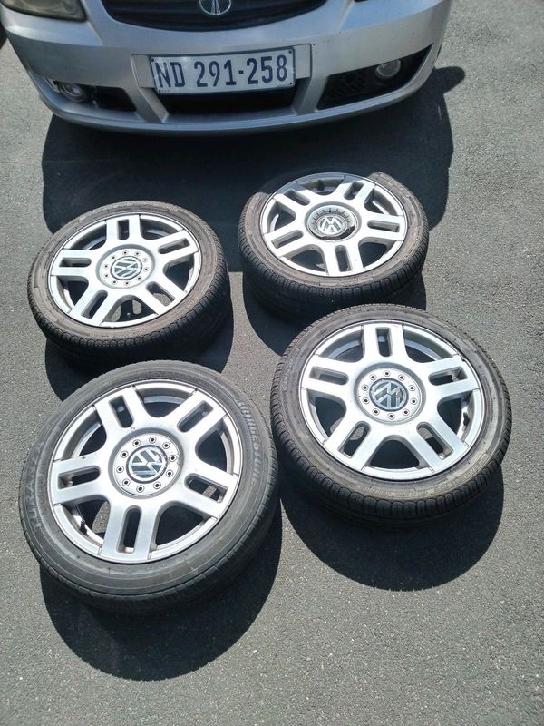 16inch golf 4 gti mags with 205/45/16 tyres