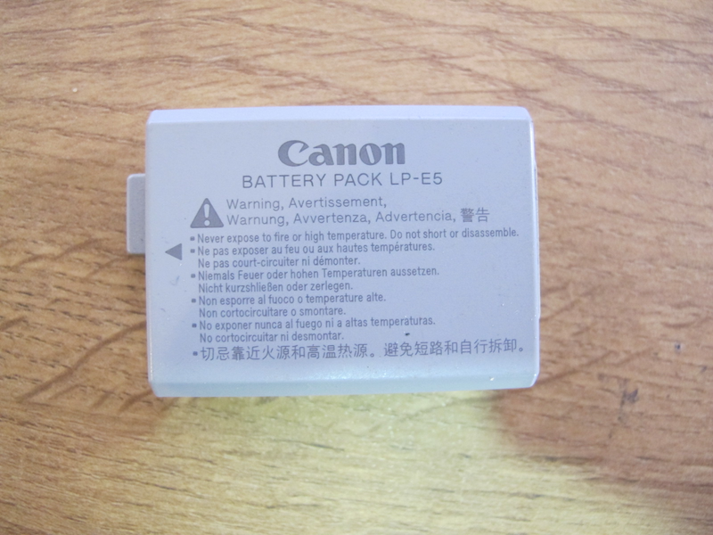 Original Canon LP-E5 battery