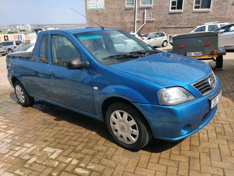 2009 Nissan NP 200 1.6i Base 130000 km R 99000