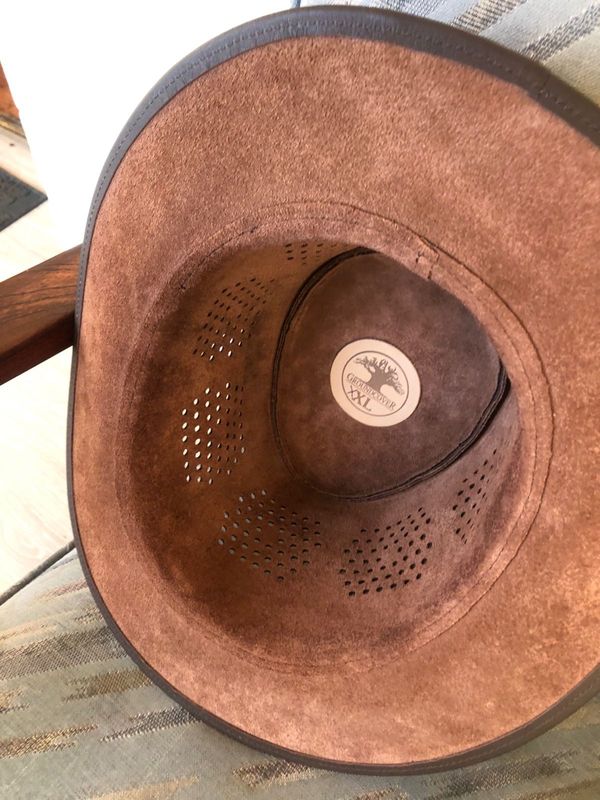 groundcover leather hat