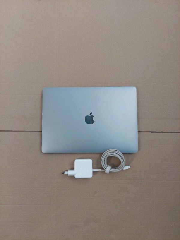 Apple MacBook Pro M1 2020 256GB