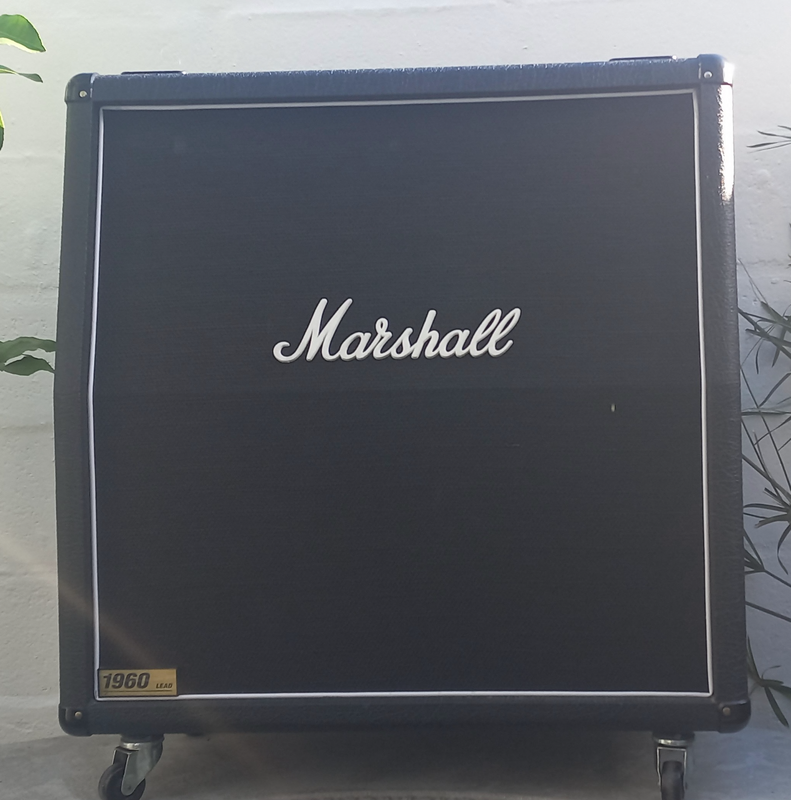 Marshall 1960a cabinet.