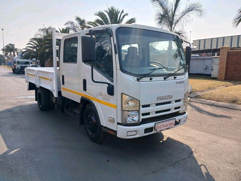 2013 Isuzu NMR250 Crew Cab 2.5Ton Dropside