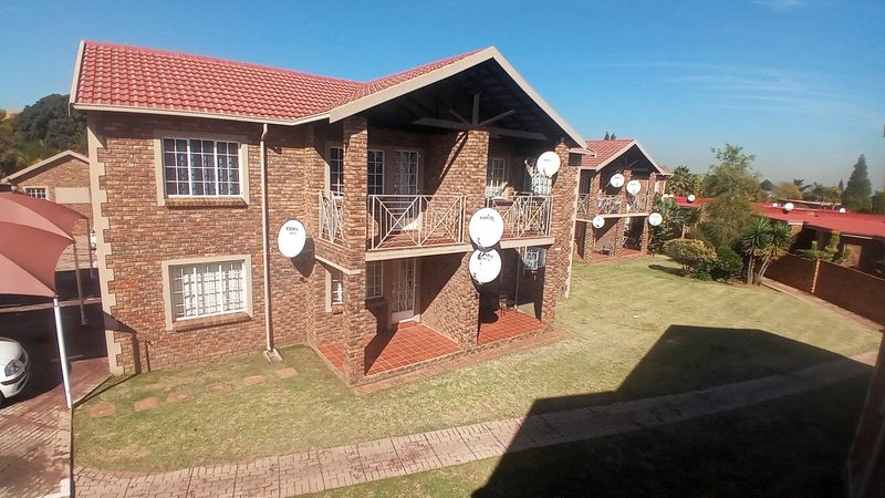 Property for sale in Centurion, Die Hoewes