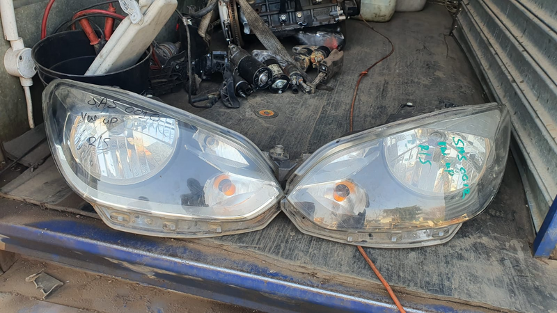 VW Up Headlights