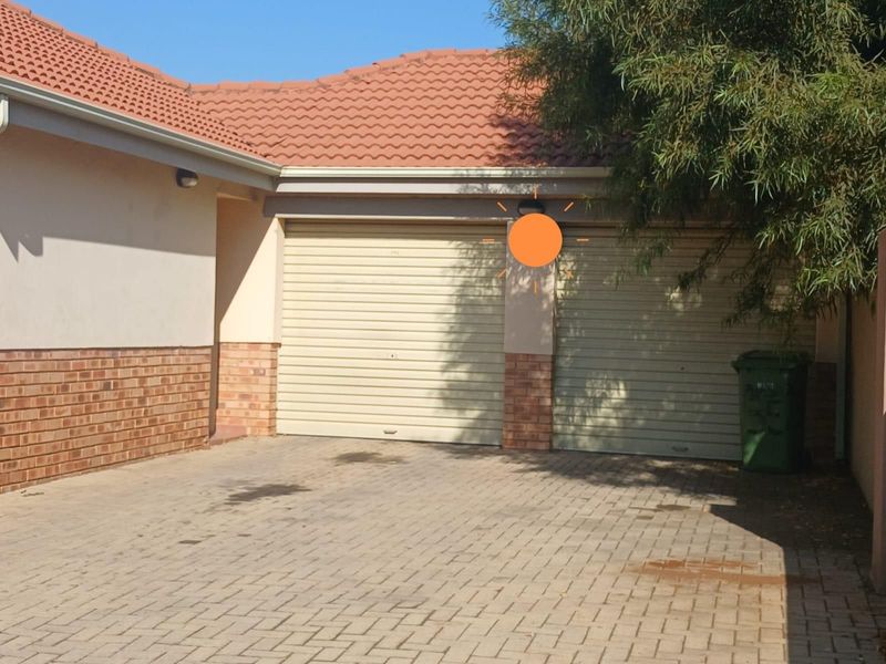 Estate in Waterval East To Rent