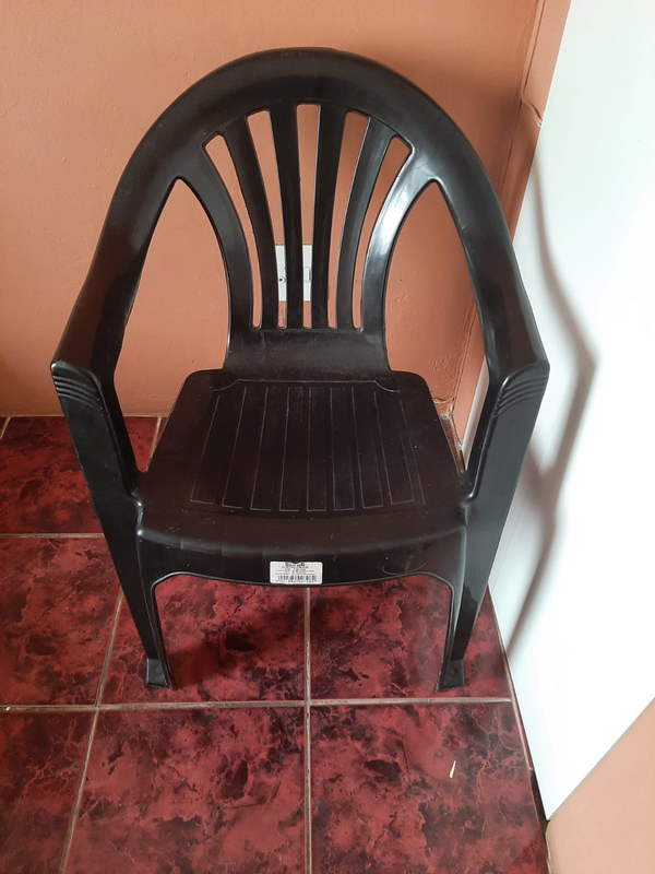 Black plastic chairs for sale