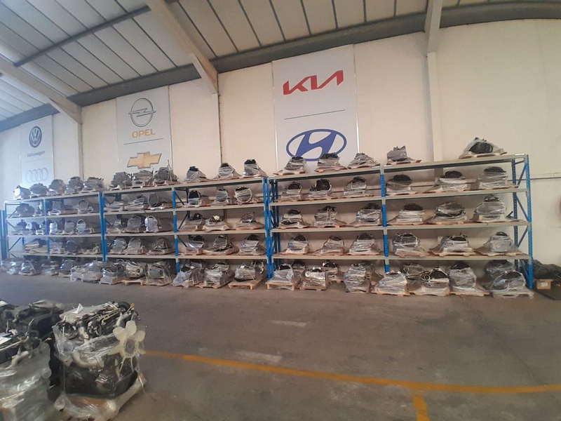 Automatic and Manual Import Gearboxes in Mint condition.
