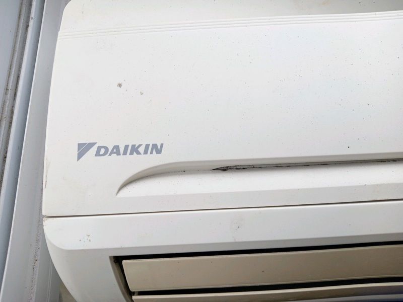 Daikin Air conditioner split unit