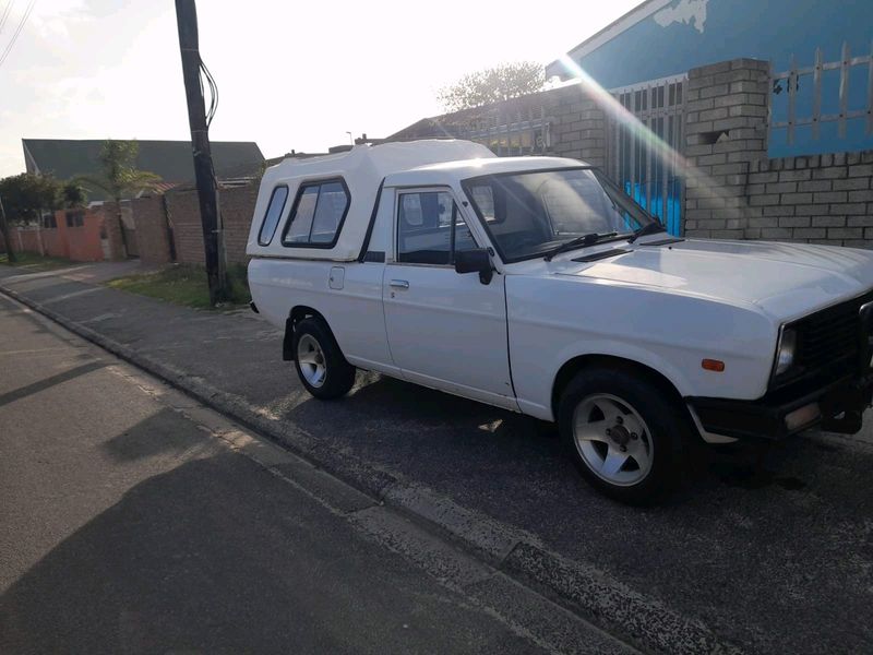 Nissan 1400 bakkie 0760278380