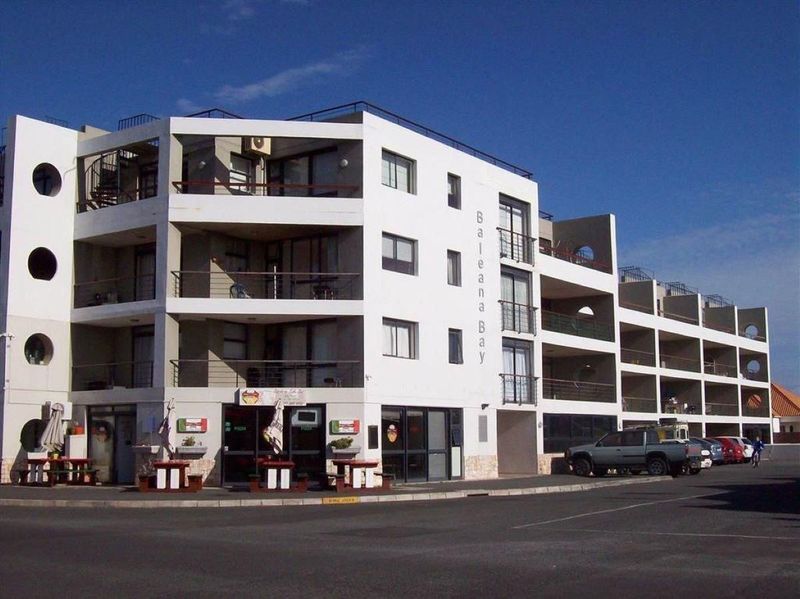 SPACIOUS LOCK UP AND GO APARTMENT FOR SALE IN GANSBAAI CENTRAL