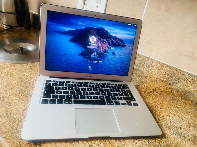 Macbook i5 for R5500
