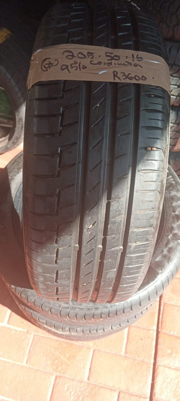 Set of 4 Continental tyres 205/50/16 95%