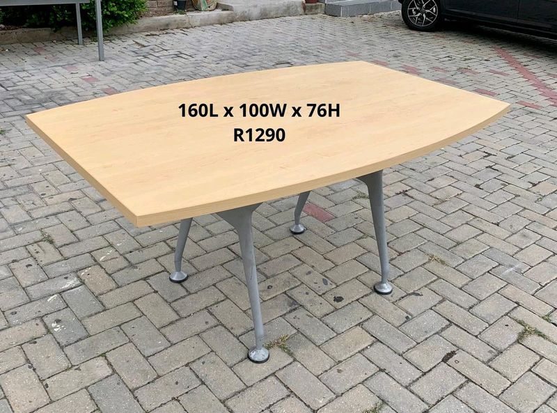 BOARD ROOM CONFERENCE TABLE FOR SALE