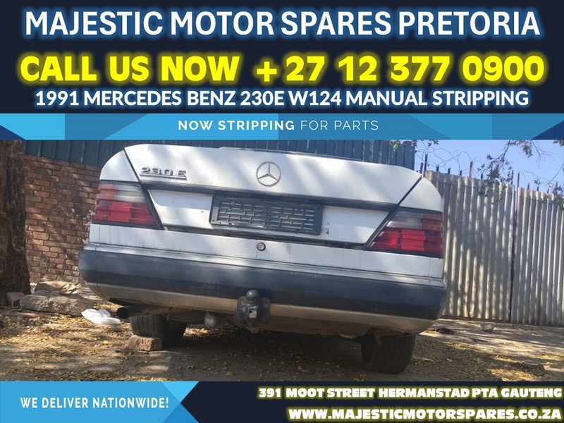 Mercedes Benz 230E stripping used spares