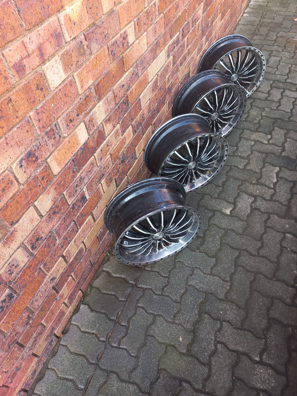 Gangr Rims size 17 for sale X4