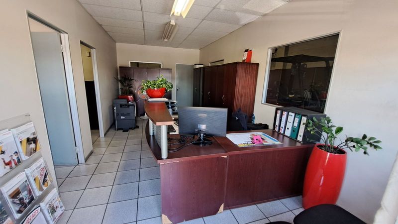 Spacious 204m2 Mini Factory available for rent in Alton, Richards Bay - ideal for business operation