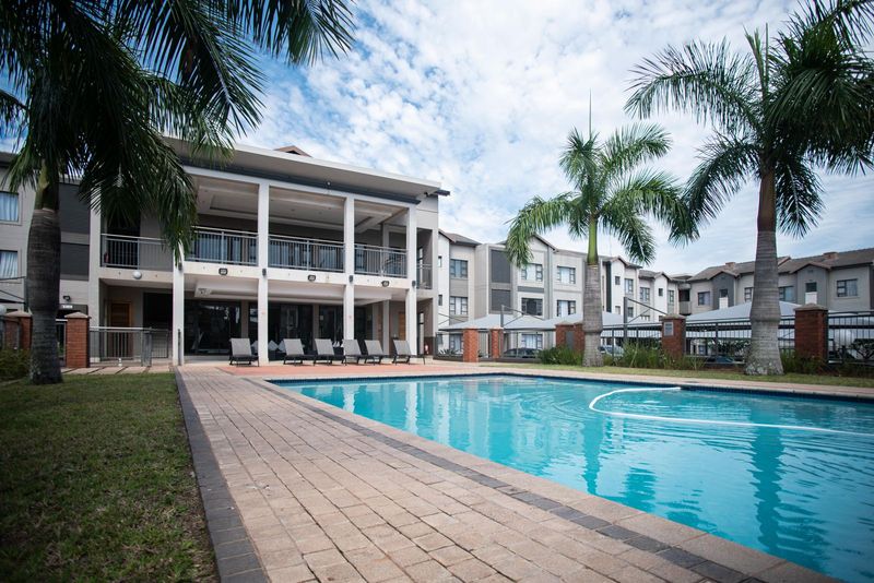 Specious two-bedroom apartment in Umhlanga Ridge with 2 Parking bays.