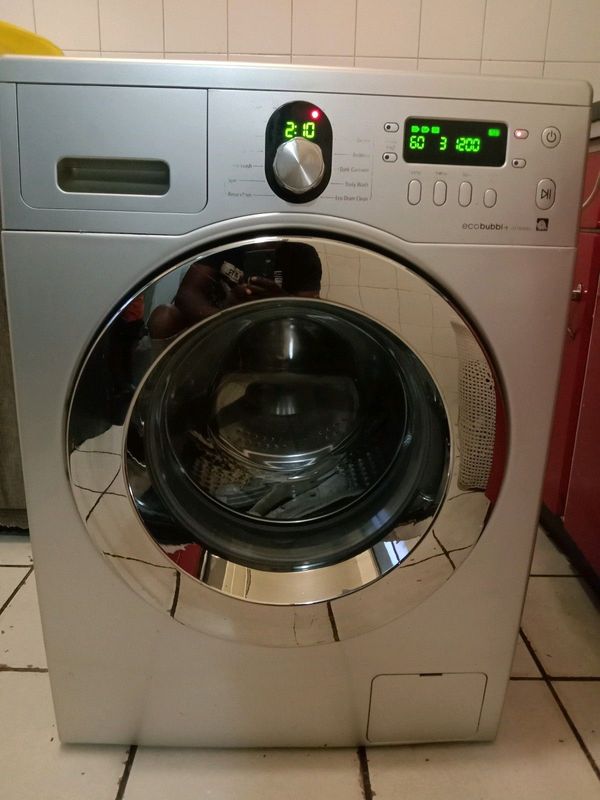 9kgs silver Samsung Ecco bubble front loader washing machine