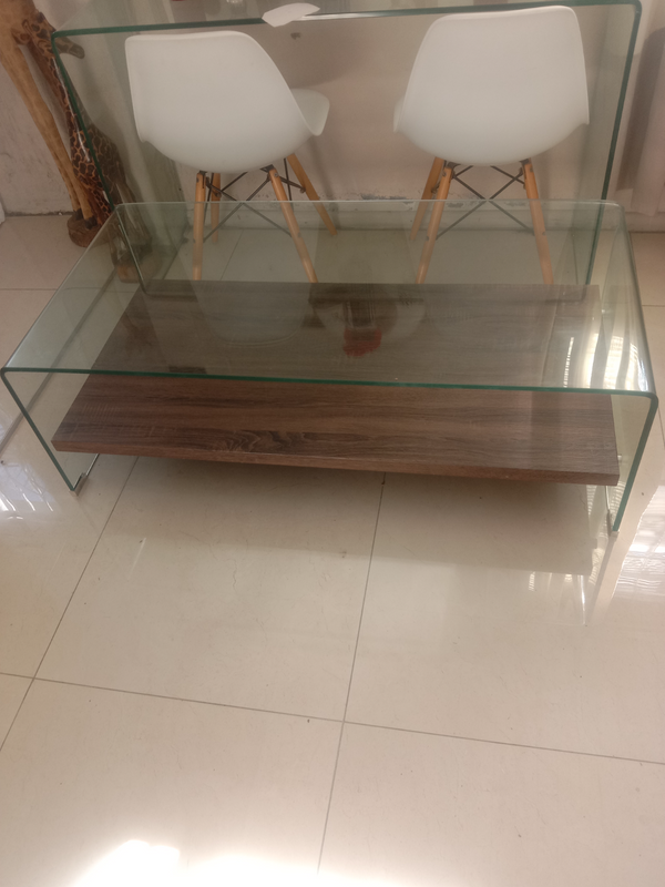 Glass Coffee Table with Shelf R2500!!!!