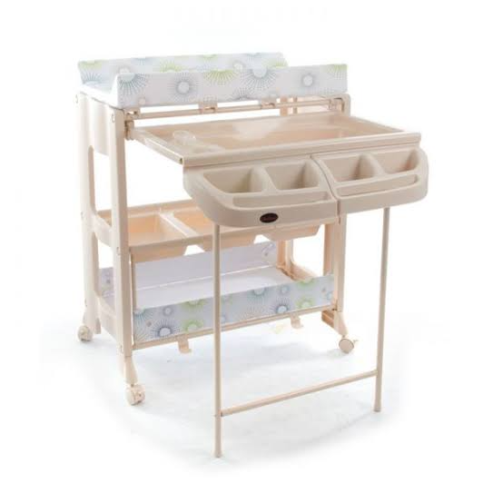 Baby bath stand