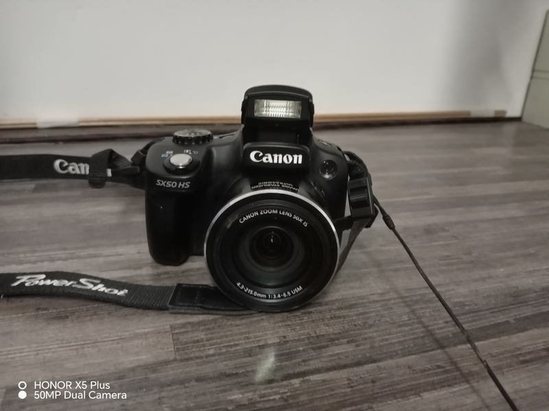Canon SX 50 supershot Camera