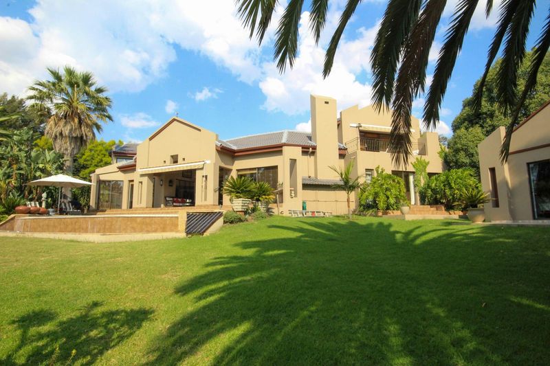 Magnificent Entertainers Family home in Dainfern Golf Estate