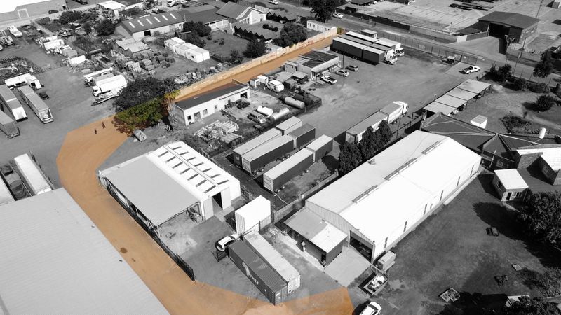 400m² Commercial To Let in Pomona at R60.00 per m²