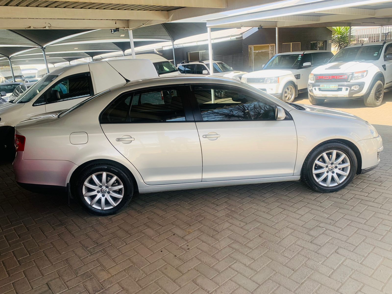 2010 Volkswagen Jetta Sedan