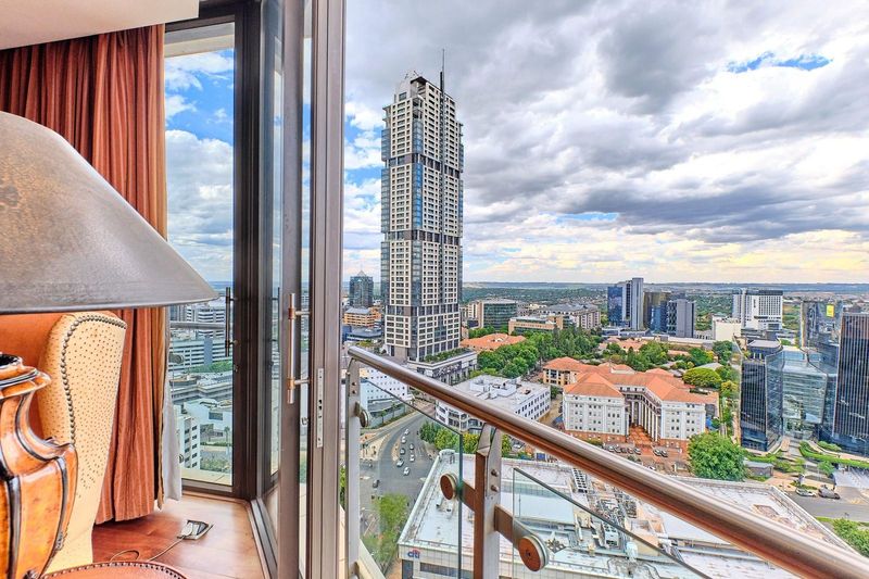 Luxurious apartment with incredible city views at the exclusive Michelangelo Towers