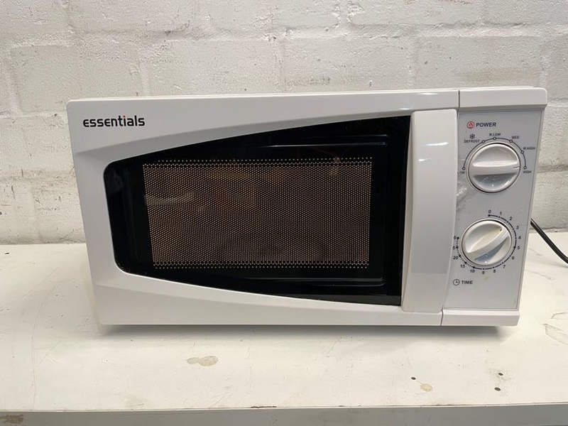 Essentials Microwave- A48573