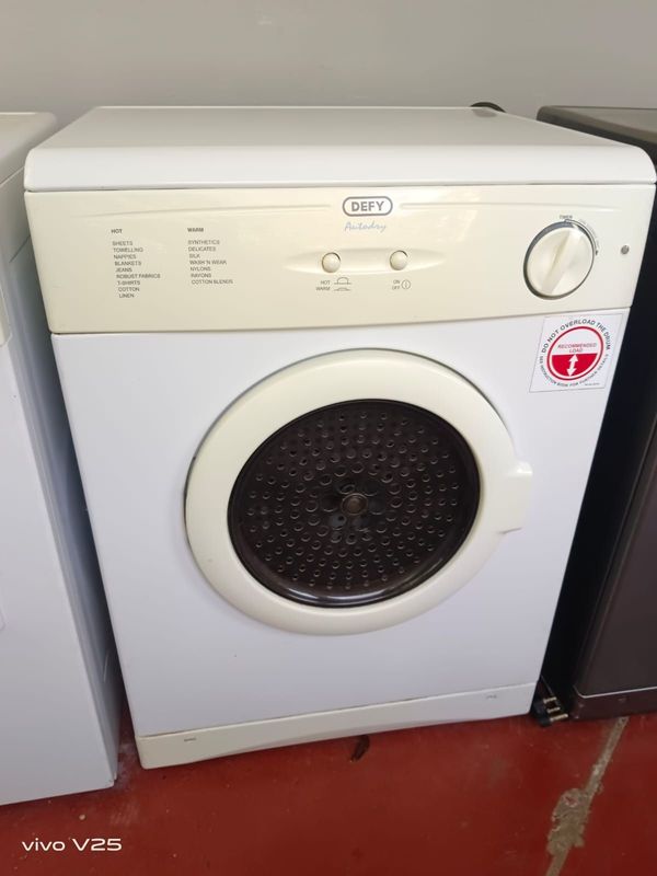 Tumbledrier Defy working 100% good condition